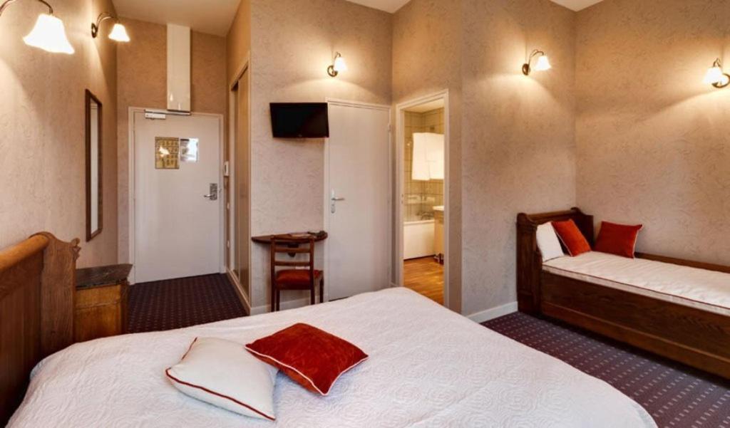 La Maison Des Officiers Montier-en-Der Zimmer foto